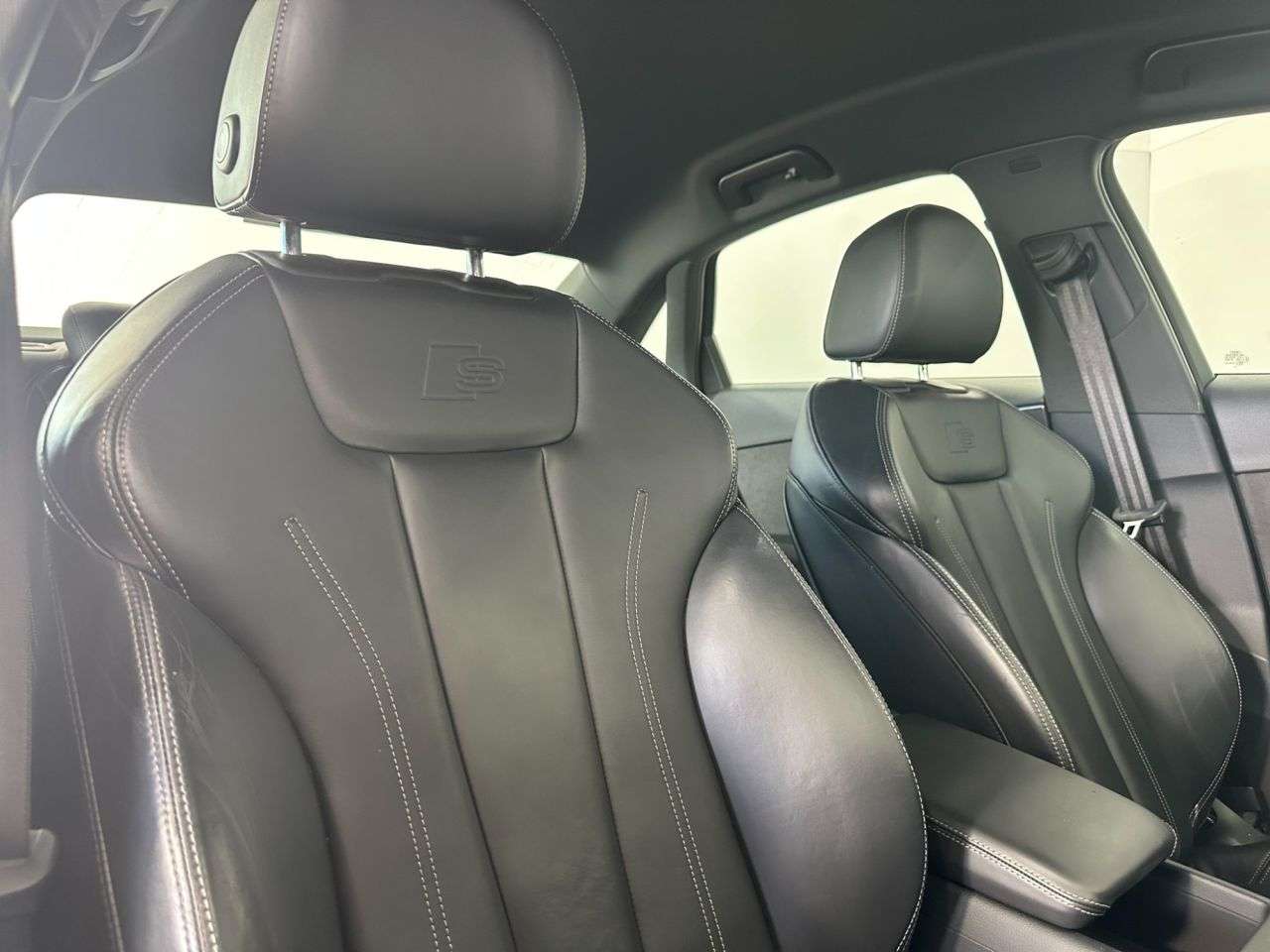 2018 AUDI A4 2018 AUDI A4
