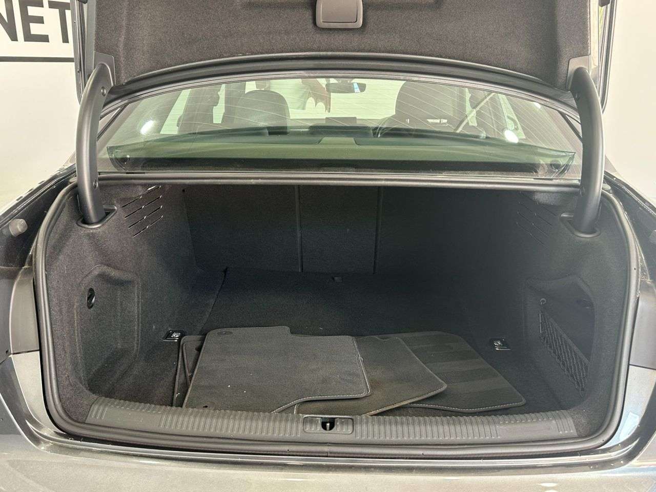 2018 AUDI A4 2018 AUDI A4