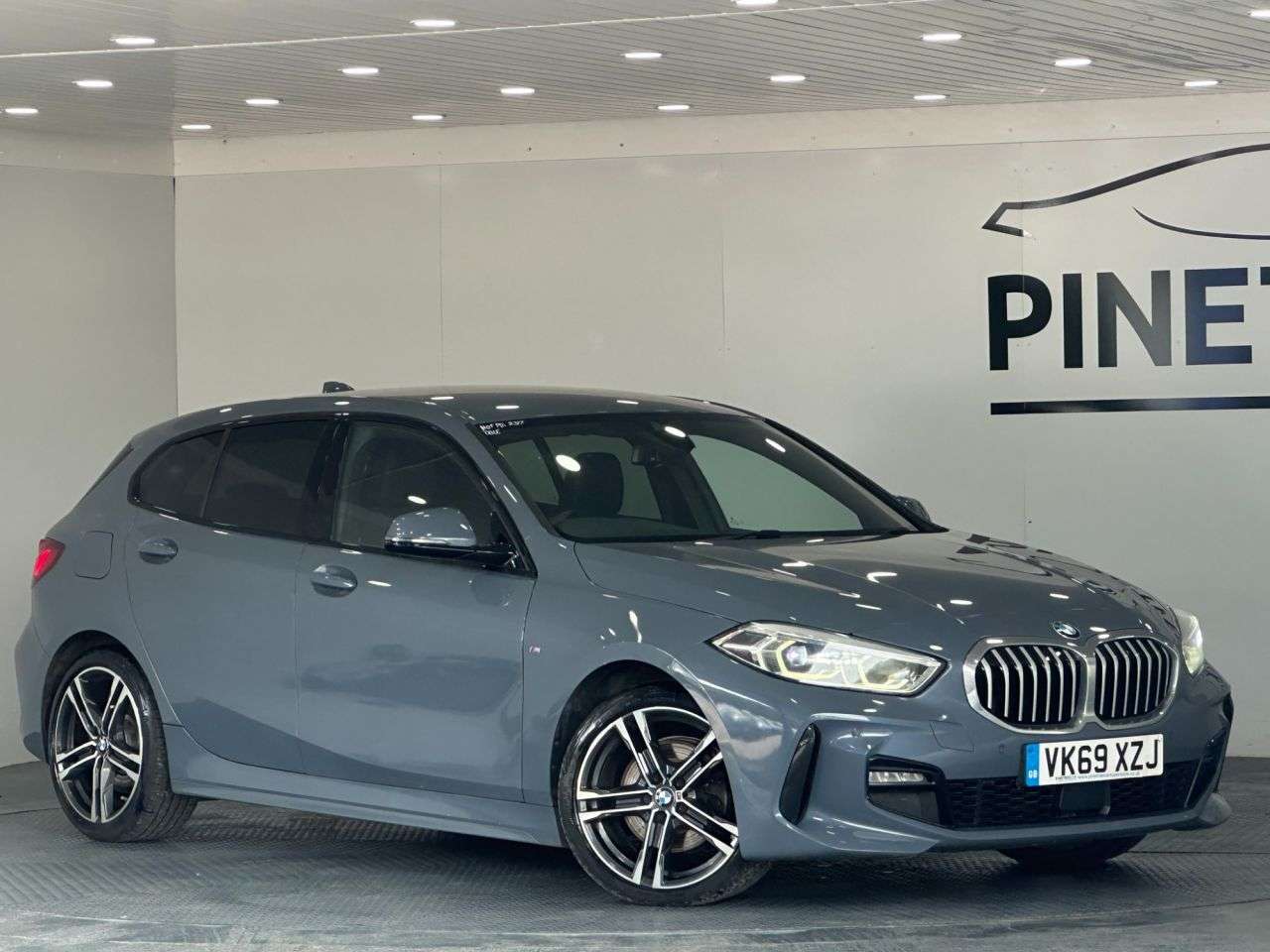 A 2019 BMW 1 SERIES 2.0 118d M Sport Hatchback 5dr Diesel Auto Euro 6 (s/s) (150 ps) A 2019 BMW 1 SERIES 2.0 118d M Sport Hatchback 5dr Diesel Auto Euro 6 (s/s) (150 ps)
