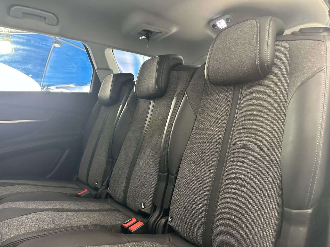 2020 PEUGEOT 5008 2020 PEUGEOT 5008