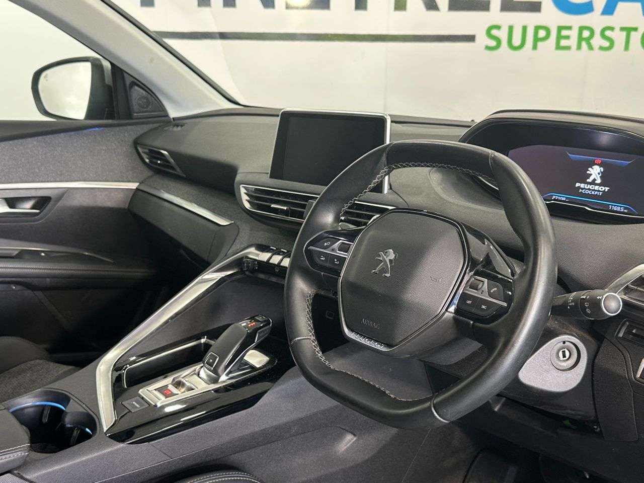 2020 PEUGEOT 5008 2020 PEUGEOT 5008