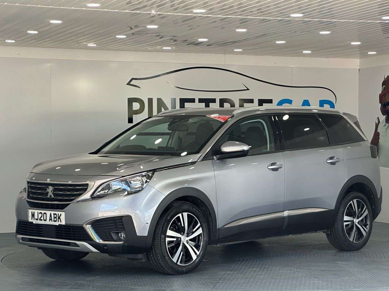 A 2020 PEUGEOT 5008 1.2 PureTech GPF Allure SUV 5dr Petrol EAT Euro 6 (s/s) (130 ps) A 2020 PEUGEOT 5008 1.2 PureTech GPF Allure SUV 5dr Petrol EAT Euro 6 (s/s) (130 ps)