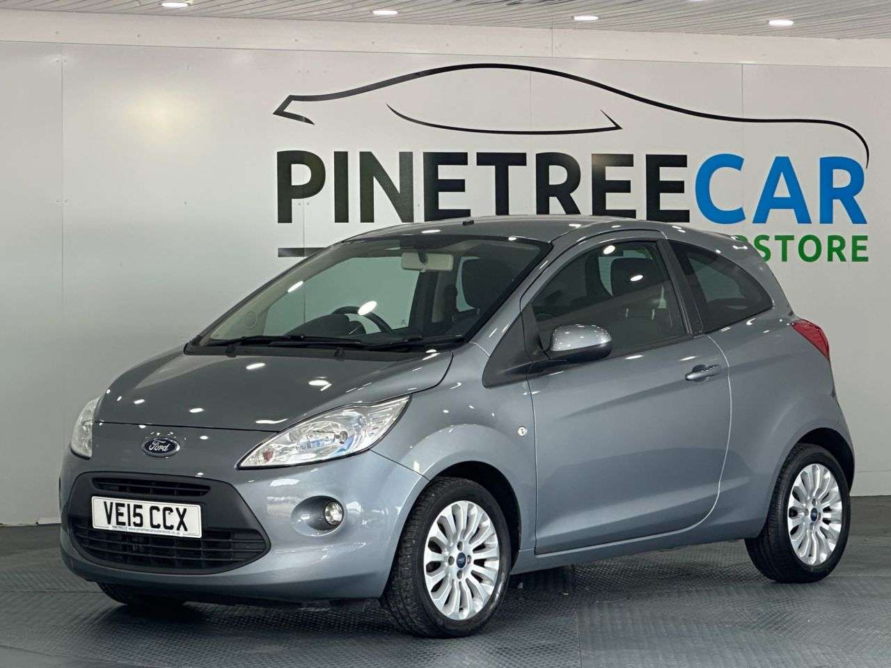 A 2015 FORD KA 1.2 Zetec Hatchback 3dr Petrol Manual Euro 5 (s/s) (69 ps) A 2015 FORD KA 1.2 Zetec Hatchback 3dr Petrol Manual Euro 5 (s/s) (69 ps)
