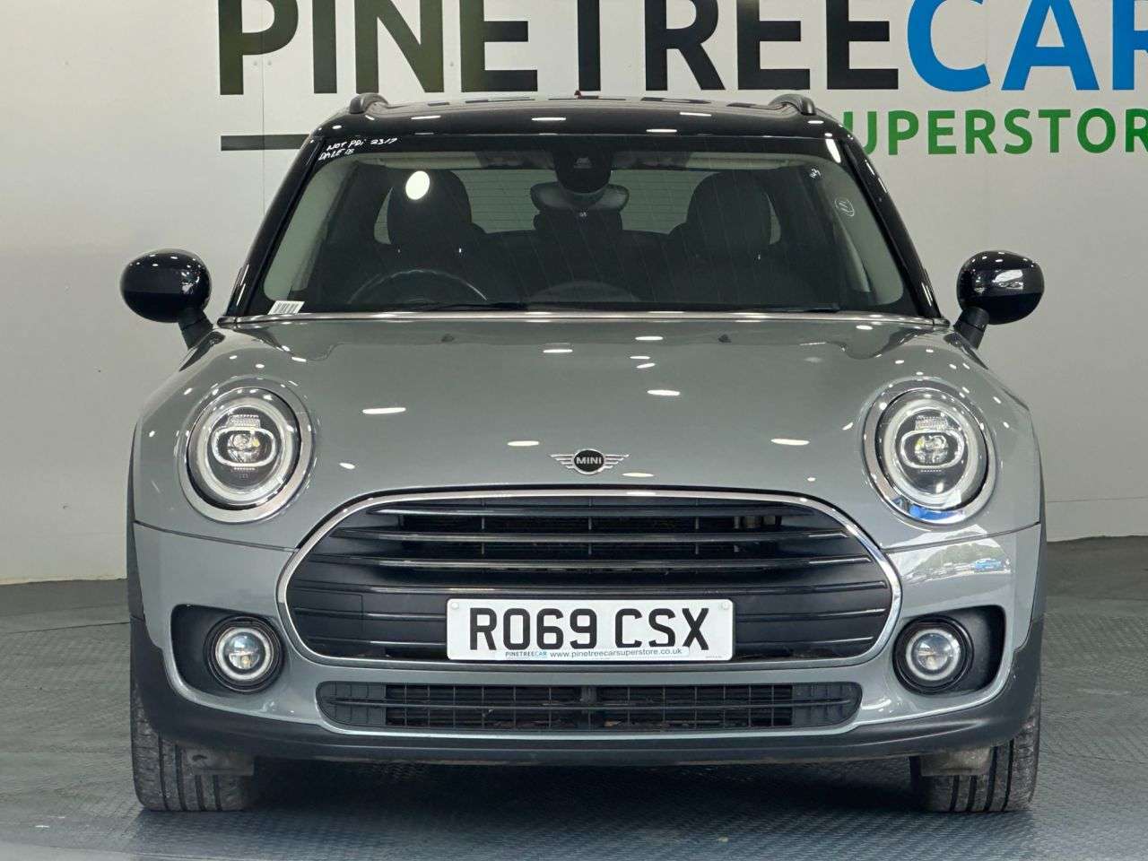 A 2019 MINI CLUBMAN 1.5 Cooper Classic Estate 6dr Petrol Manual Euro 6 (s/s) (136 ps) A 2019 MINI CLUBMAN 1.5 Cooper Classic Estate 6dr Petrol Manual Euro 6 (s/s) (136 ps)