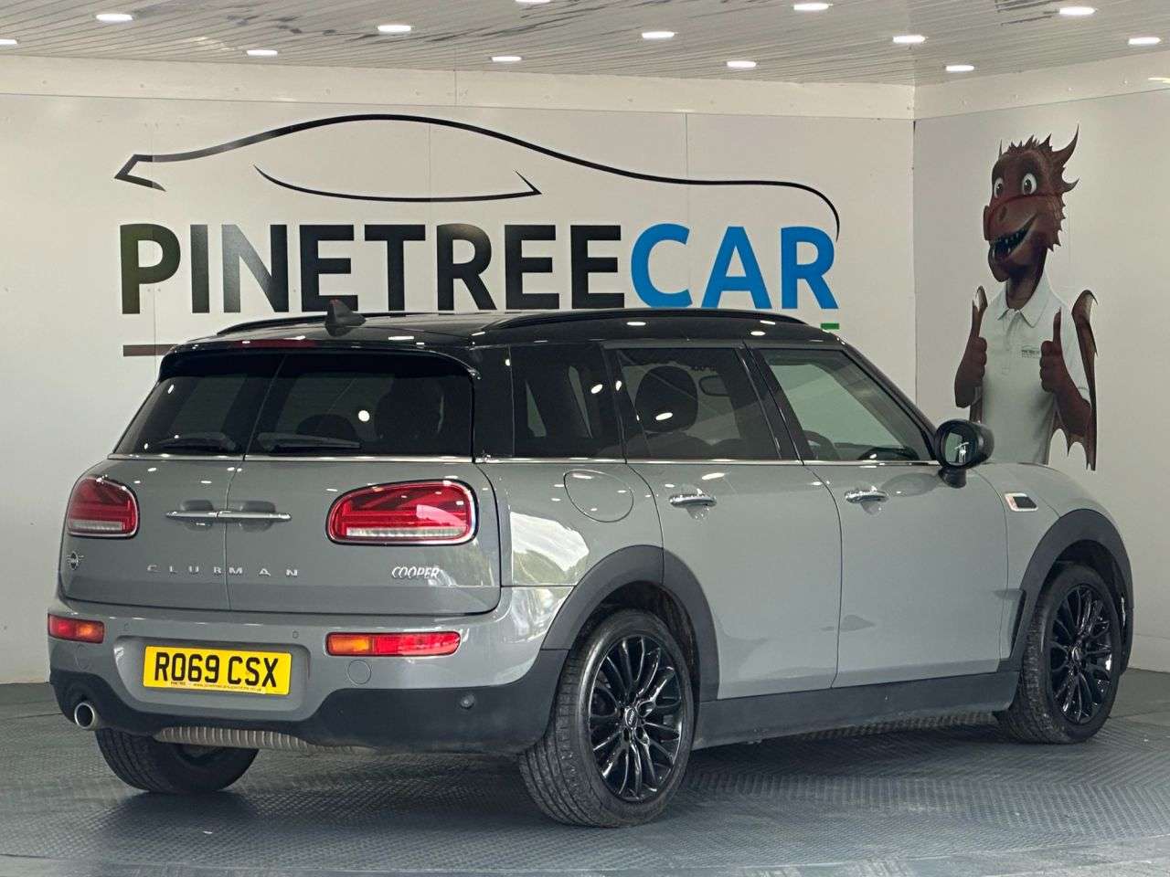 2019 MINI CLUBMAN 2019 MINI CLUBMAN