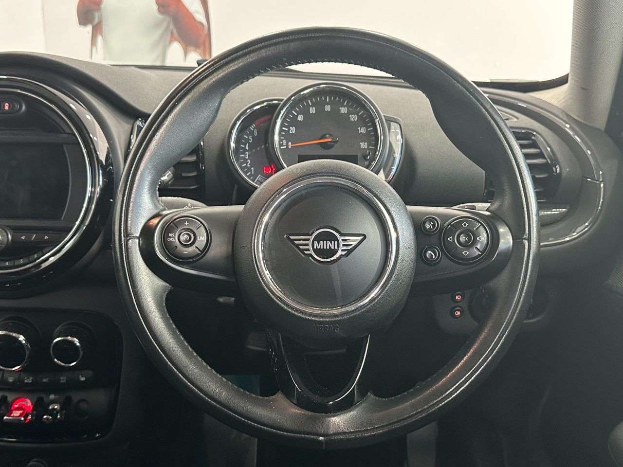 2019 MINI CLUBMAN 2019 MINI CLUBMAN