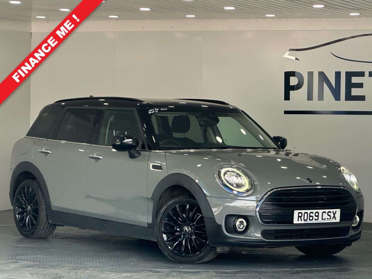 A 2019 MINI CLUBMAN 1.5 Cooper Classic Estate 6dr Petrol Manual Euro 6 (s/s) (136 ps) A 2019 MINI CLUBMAN 1.5 Cooper Classic Estate 6dr Petrol Manual Euro 6 (s/s) (136 ps)