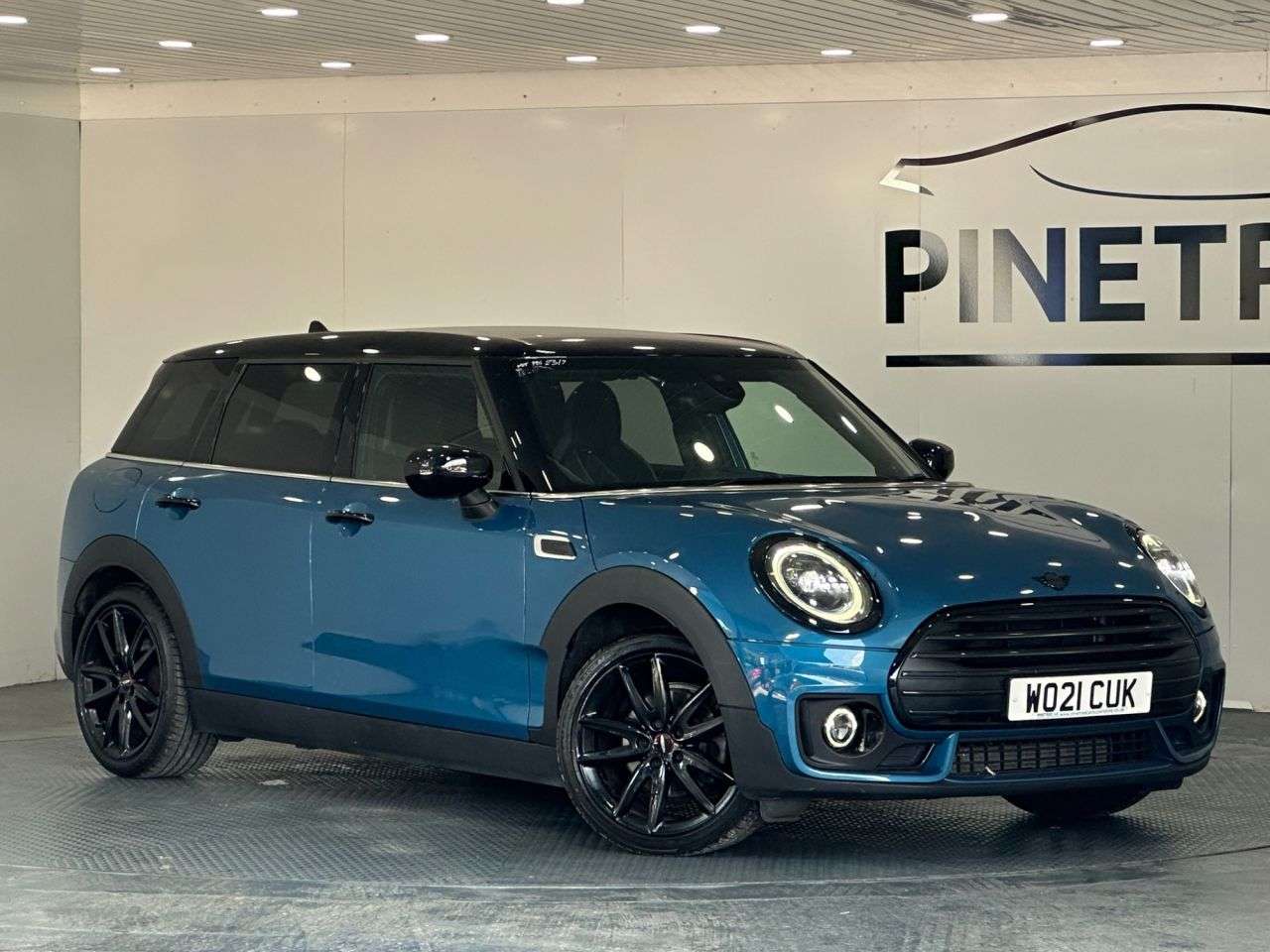 A 2021 MINI CLUBMAN 1.5 Cooper Sport Estate 6dr Petrol Manual Euro 6 (s/s) (136 ps) A 2021 MINI CLUBMAN 1.5 Cooper Sport Estate 6dr Petrol Manual Euro 6 (s/s) (136 ps)
