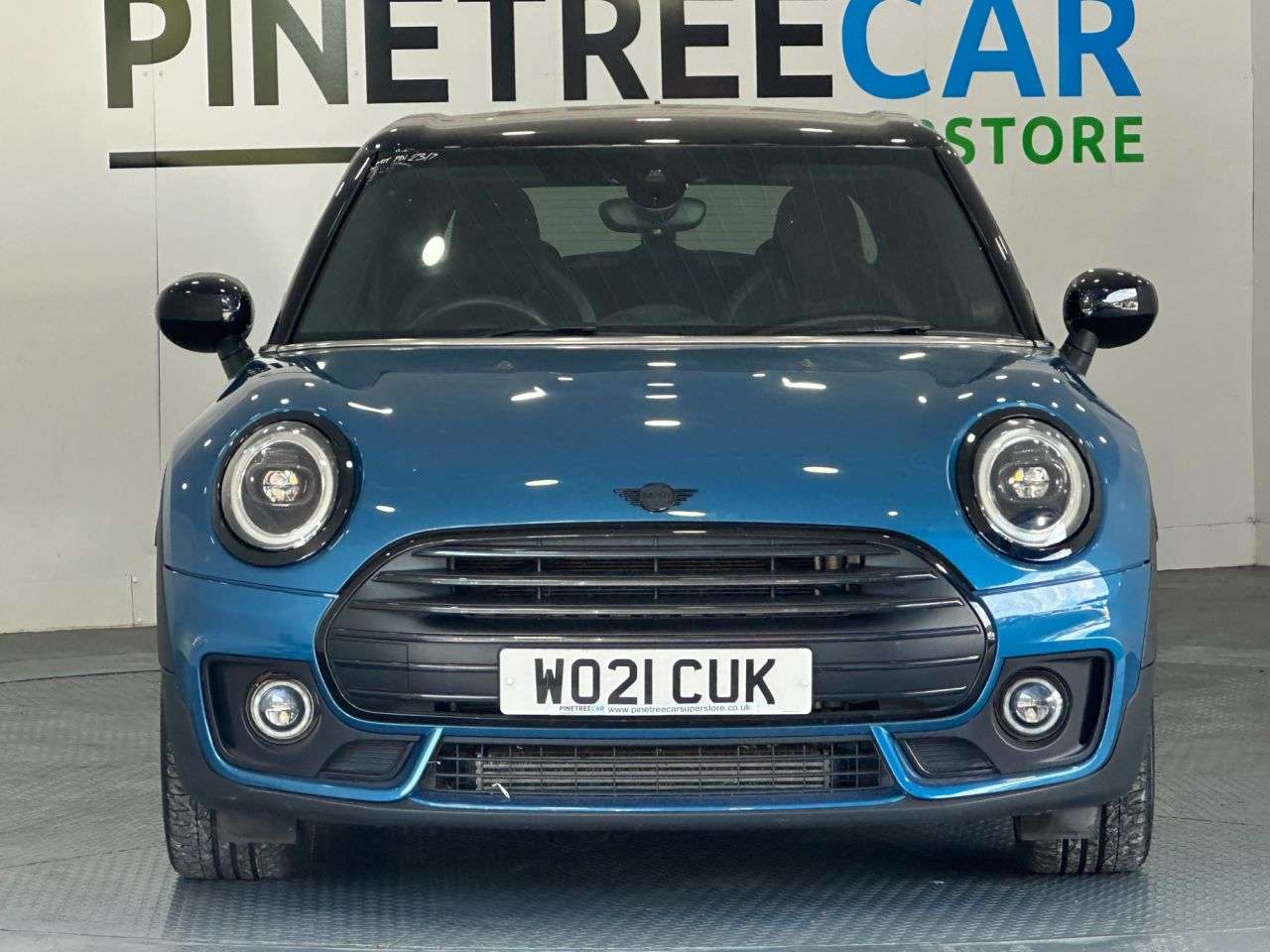 A 2021 MINI CLUBMAN 1.5 Cooper Sport Estate 6dr Petrol Manual Euro 6 (s/s) (136 ps) A 2021 MINI CLUBMAN 1.5 Cooper Sport Estate 6dr Petrol Manual Euro 6 (s/s) (136 ps)