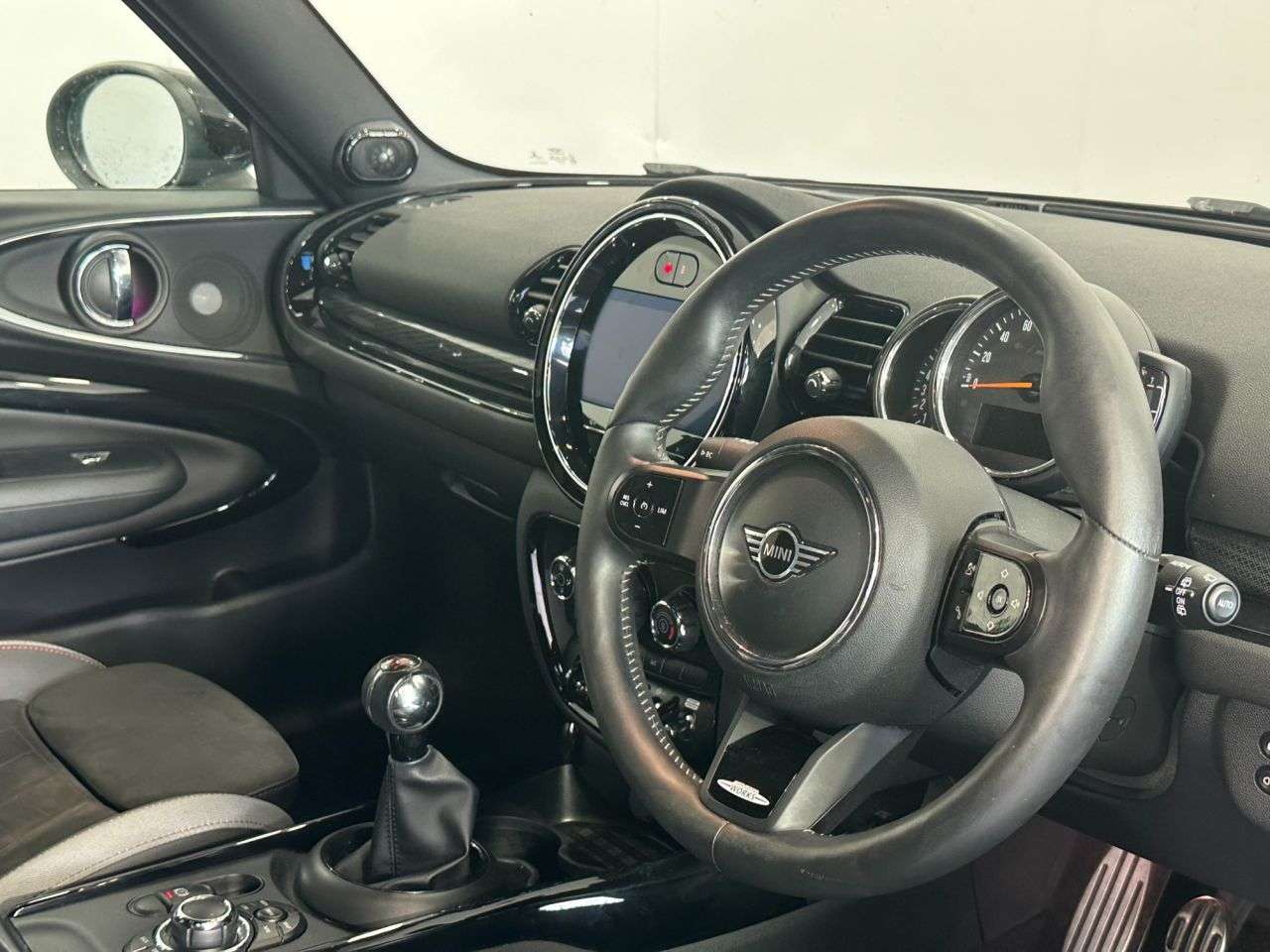 2021 MINI CLUBMAN 2021 MINI CLUBMAN