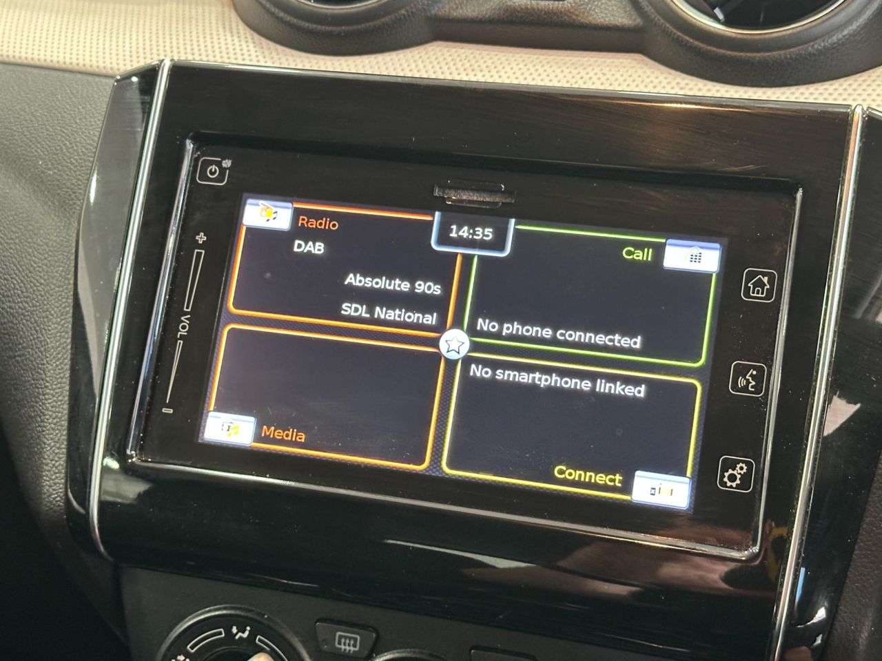 2020 SUZUKI SWIFT 2020 SUZUKI SWIFT