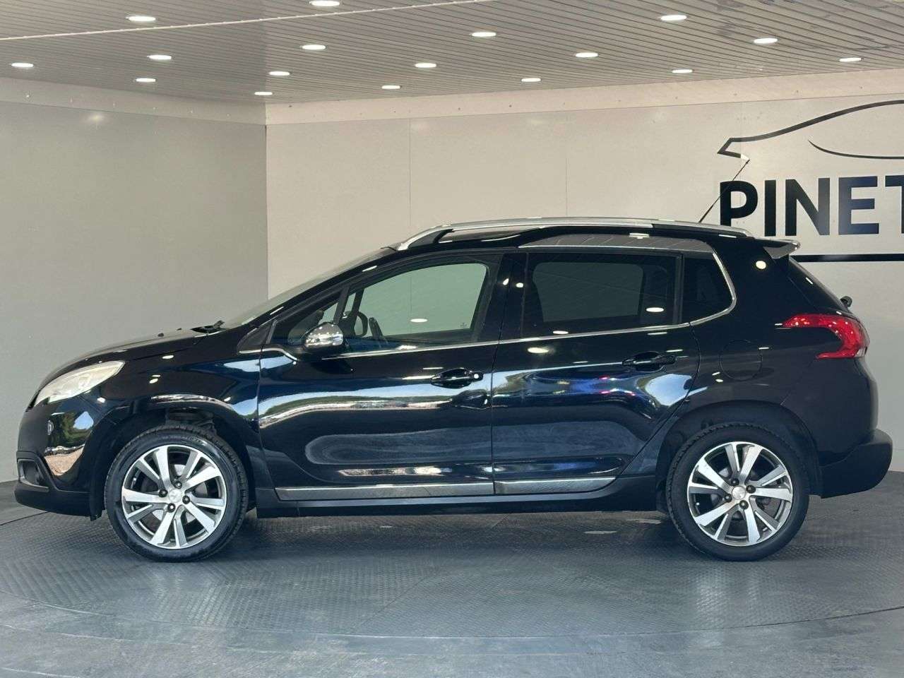 2015 PEUGEOT 2008 2015 PEUGEOT 2008