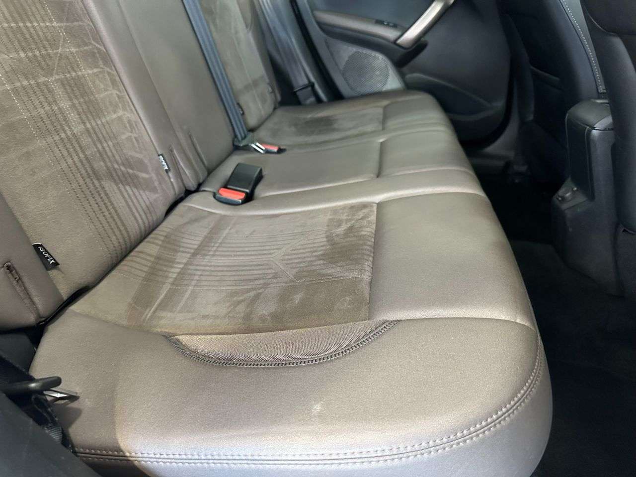 2015 PEUGEOT 2008 2015 PEUGEOT 2008