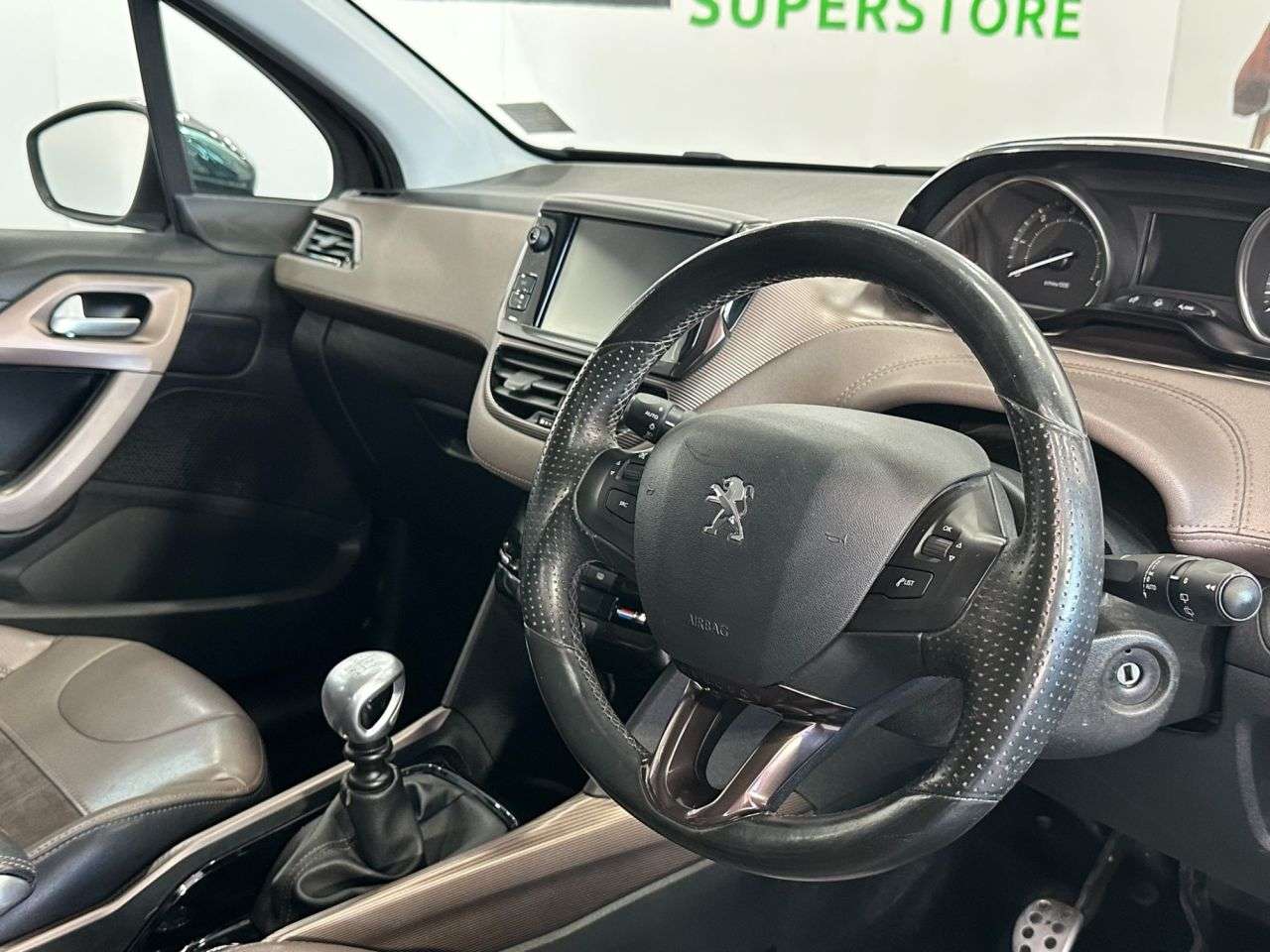 2015 PEUGEOT 2008 2015 PEUGEOT 2008