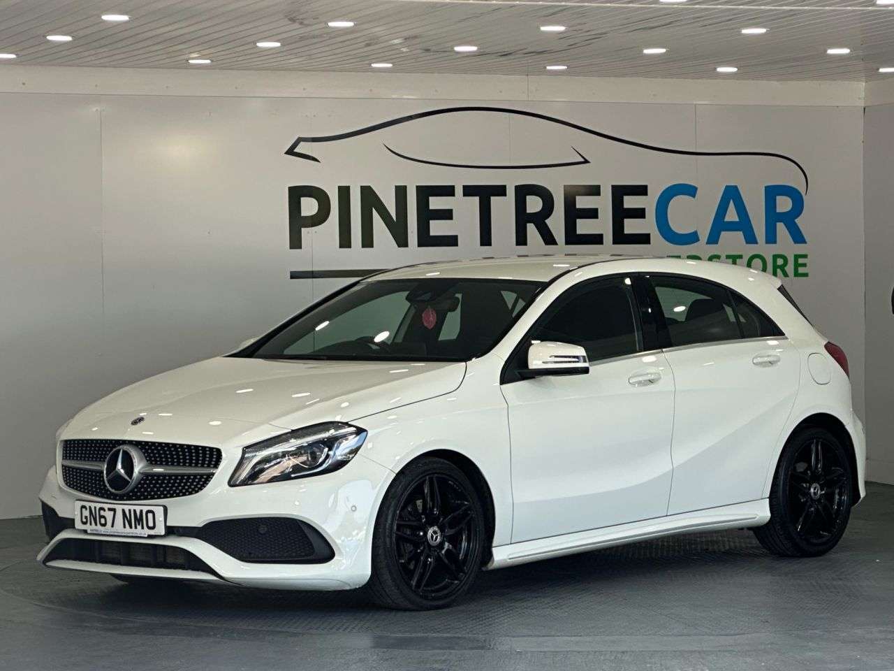 A 2017 MERCEDES-BENZ A CLASS 1.6 A200 AMG Line (Premium) Hatchback 5dr Petrol 7G-DCT Euro 6 (s/s) (156 p A 2017 MERCEDES-BENZ A CLASS 1.6 A200 AMG Line (Premium) Hatchback 5dr Petrol 7G-DCT Euro 6 (s/s) (156 p