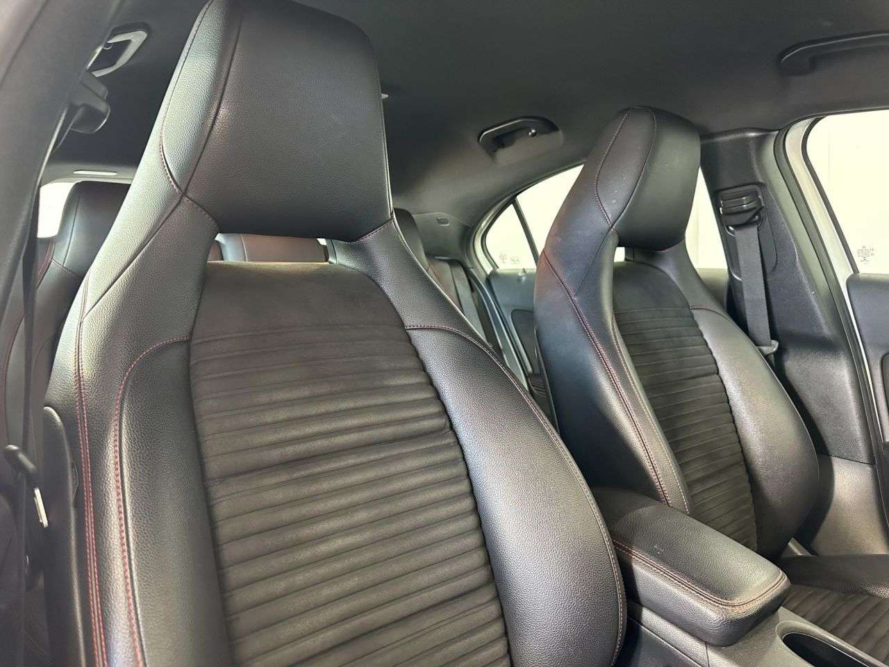 2017 MERCEDES-BENZ A CLASS 2017 MERCEDES-BENZ A CLASS