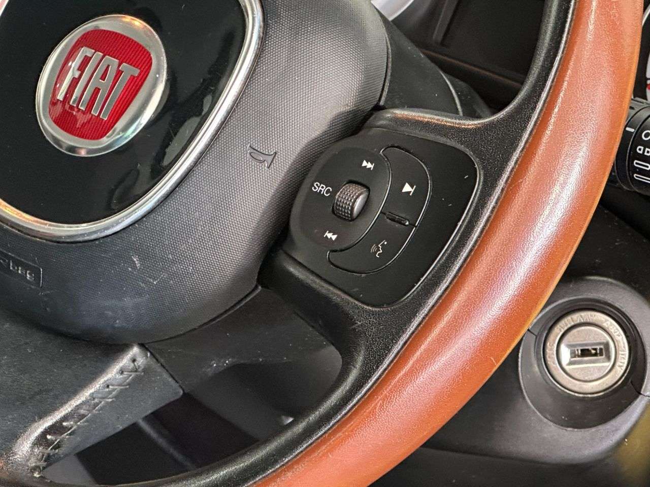 2015 FIAT 500L 2015 FIAT 500L