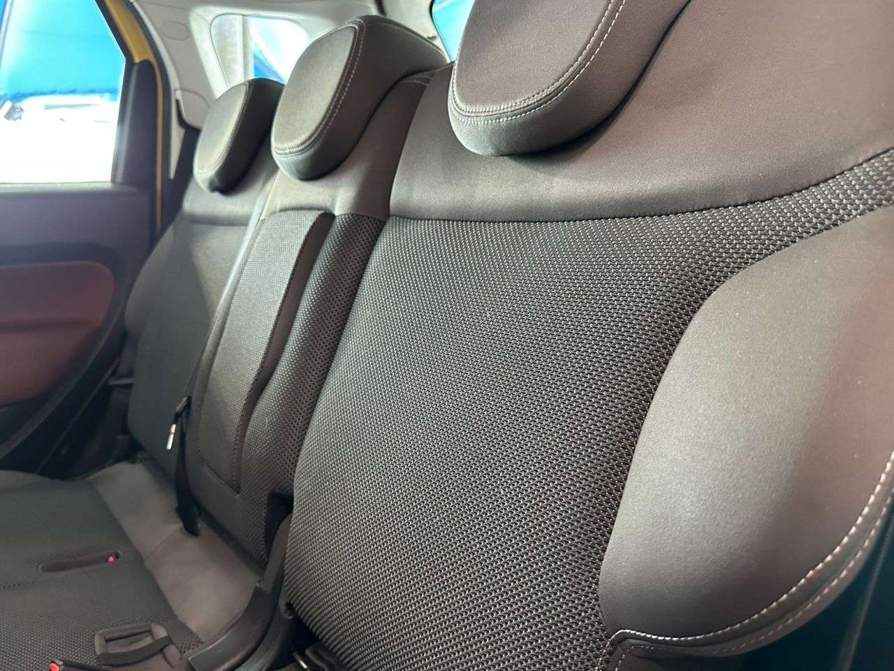 2015 FIAT 500L 2015 FIAT 500L