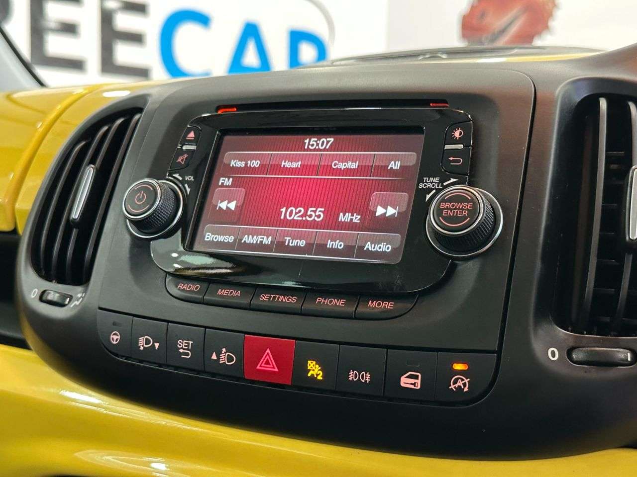 2015 FIAT 500L 2015 FIAT 500L