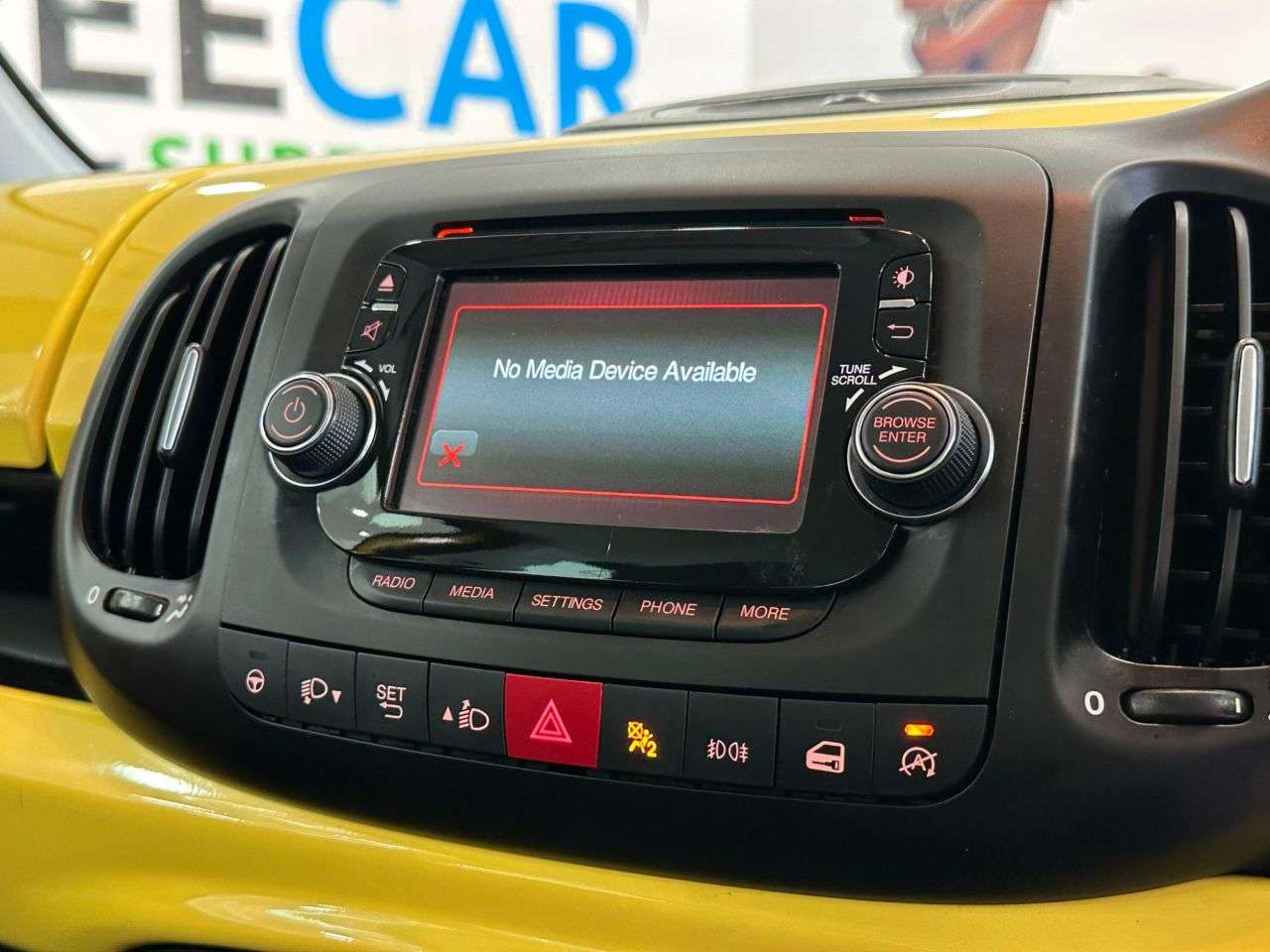 2015 FIAT 500L 2015 FIAT 500L