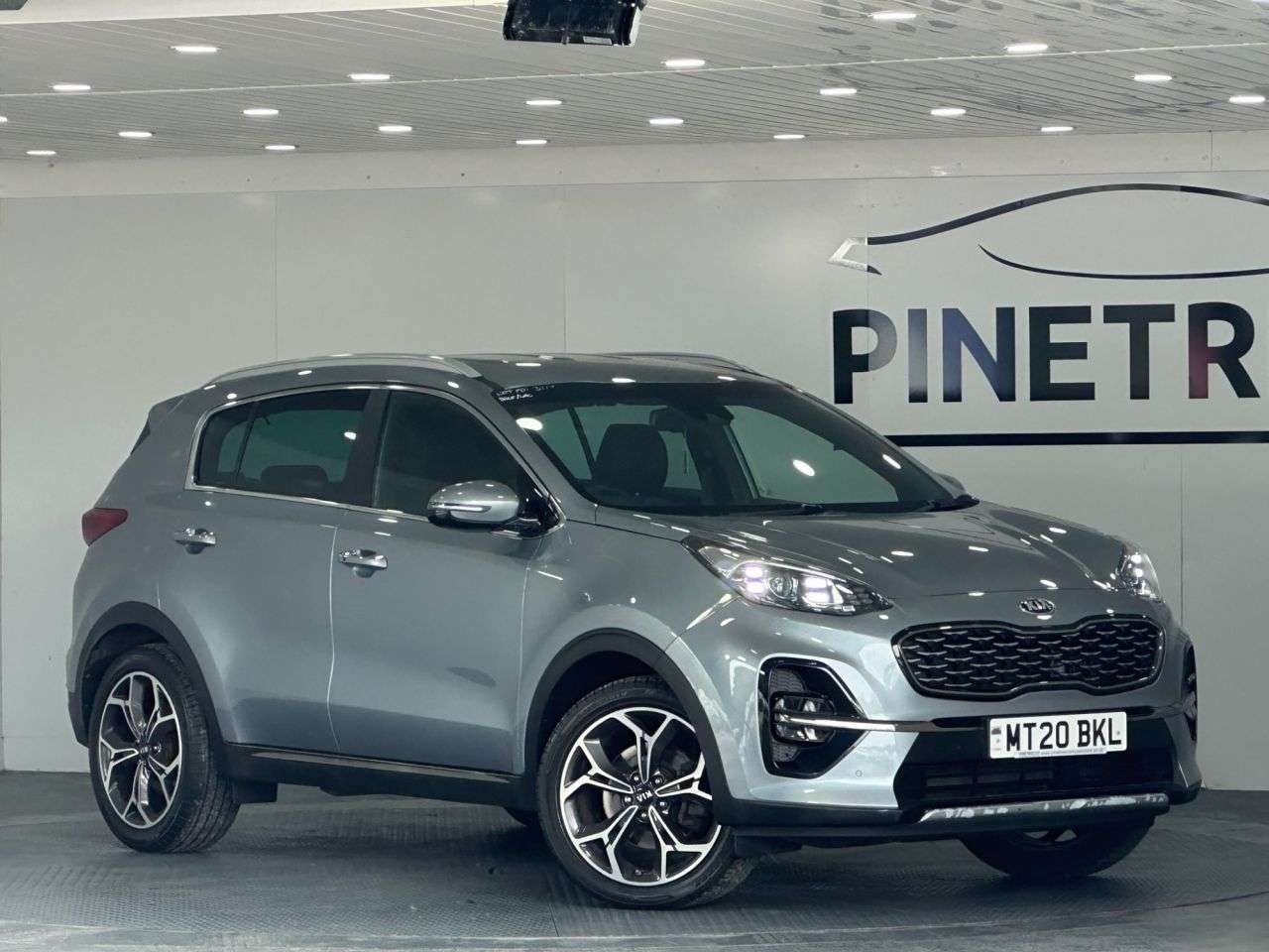A 2020 KIA SPORTAGE 1.6 CRDi EcoDynamics+ GT-Line SUV 5dr Diesel Hybrid Manual Euro 6 (s/s) (13 A 2020 KIA SPORTAGE 1.6 CRDi EcoDynamics+ GT-Line SUV 5dr Diesel Hybrid Manual Euro 6 (s/s) (13
