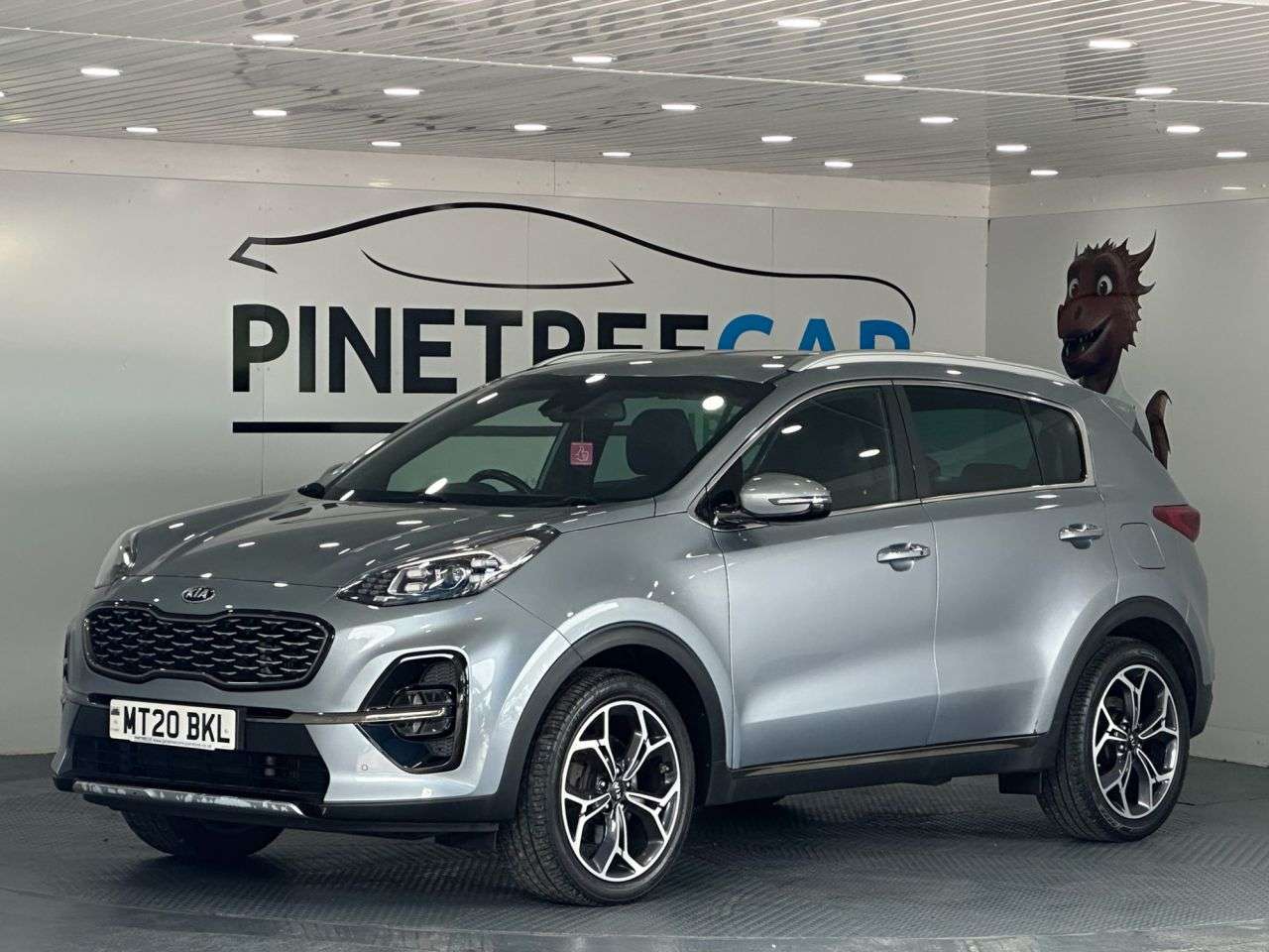A 2020 KIA SPORTAGE 1.6 CRDi EcoDynamics+ GT-Line SUV 5dr Diesel Hybrid Manual Euro 6 (s/s) (13 A 2020 KIA SPORTAGE 1.6 CRDi EcoDynamics+ GT-Line SUV 5dr Diesel Hybrid Manual Euro 6 (s/s) (13