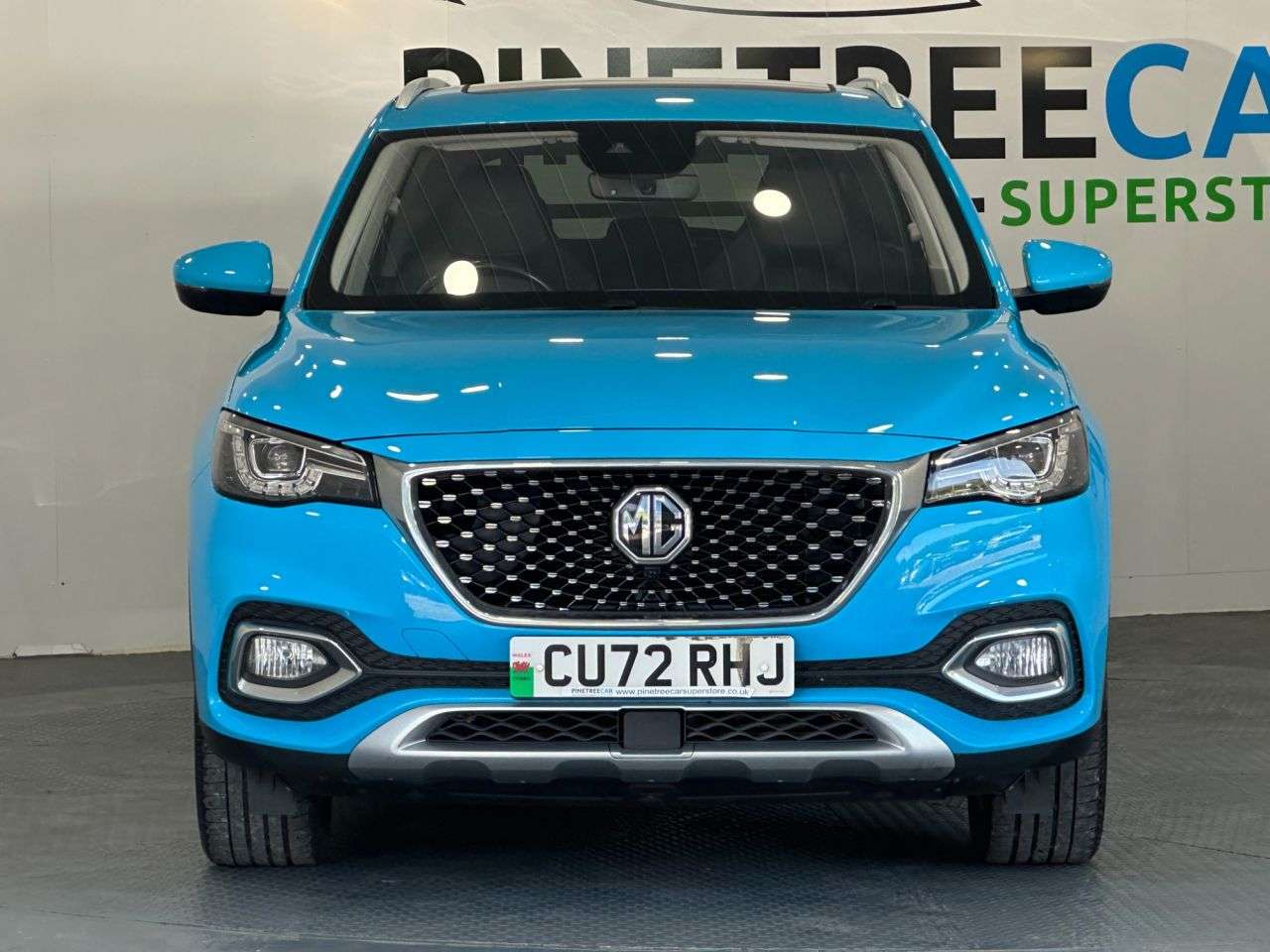 A 2022 MG MG HS 1.5 T-GDI Exclusive SUV 5dr Petrol DCT Euro 6 (s/s) (162 ps) A 2022 MG MG HS 1.5 T-GDI Exclusive SUV 5dr Petrol DCT Euro 6 (s/s) (162 ps)