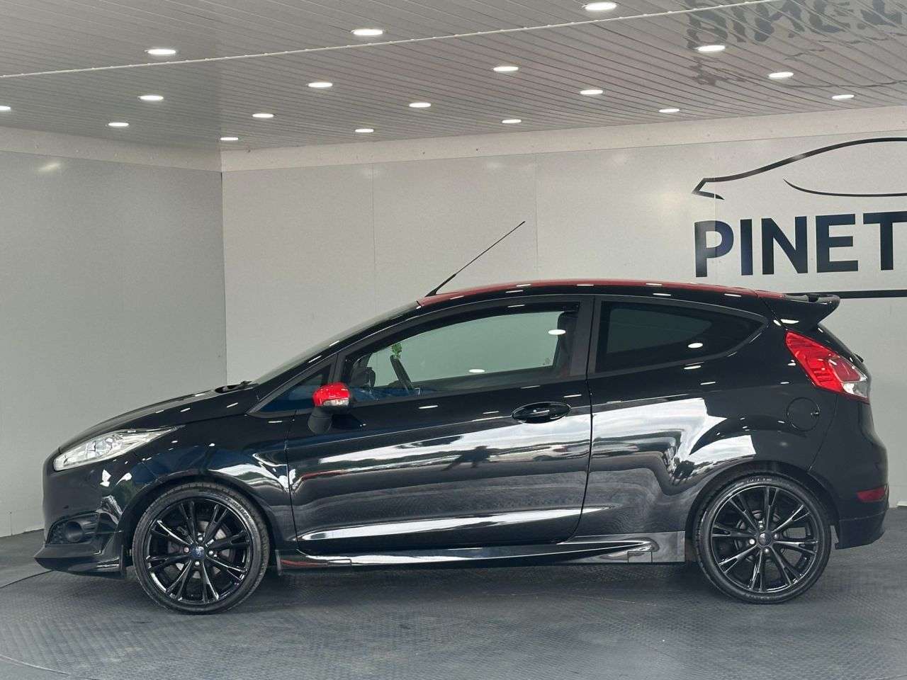 2015 FORD FIESTA 2015 FORD FIESTA
