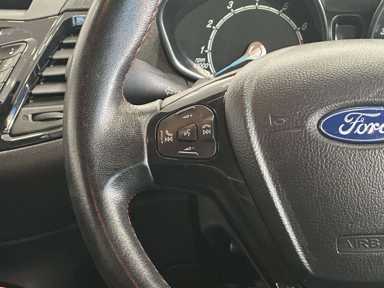 2015 FORD FIESTA 2015 FORD FIESTA