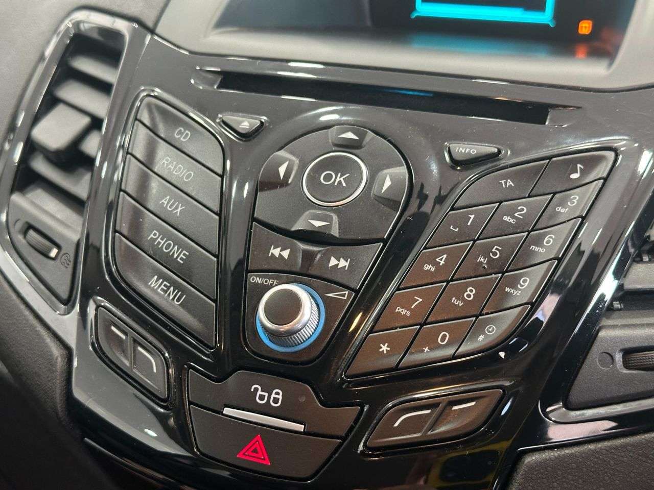 2015 FORD FIESTA 2015 FORD FIESTA