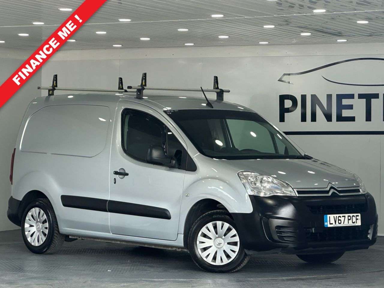 A 2017 CITROEN BERLINGO 1.6 BlueHDi 625 Enterprise Panel Van 5dr Diesel Manual L1 (112 g/km, 75 bhp A 2017 CITROEN BERLINGO 1.6 BlueHDi 625 Enterprise Panel Van 5dr Diesel Manual L1 (112 g/km, 75 bhp