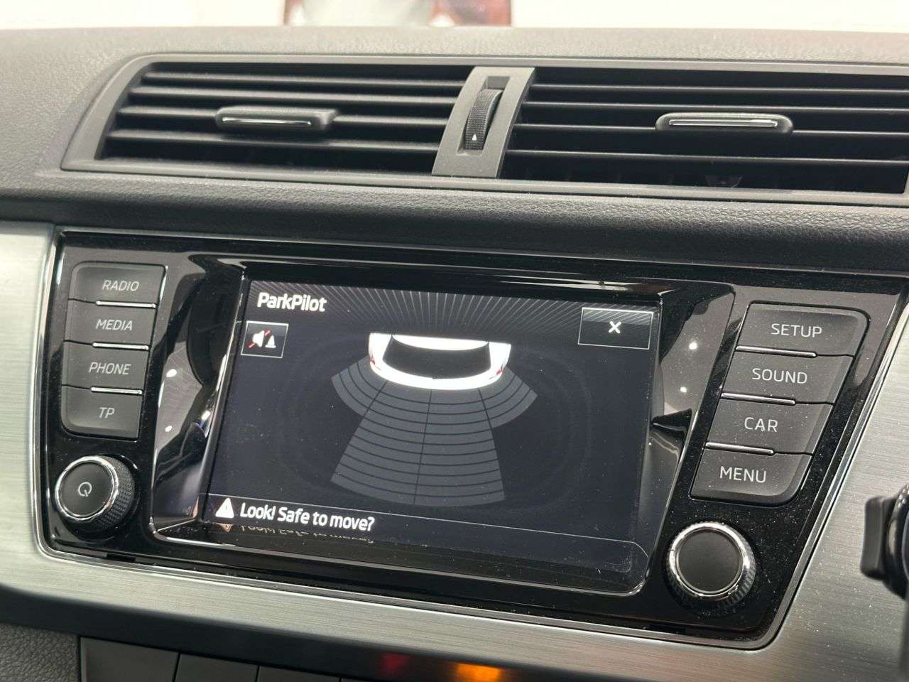 2016 SKODA FABIA 2016 SKODA FABIA