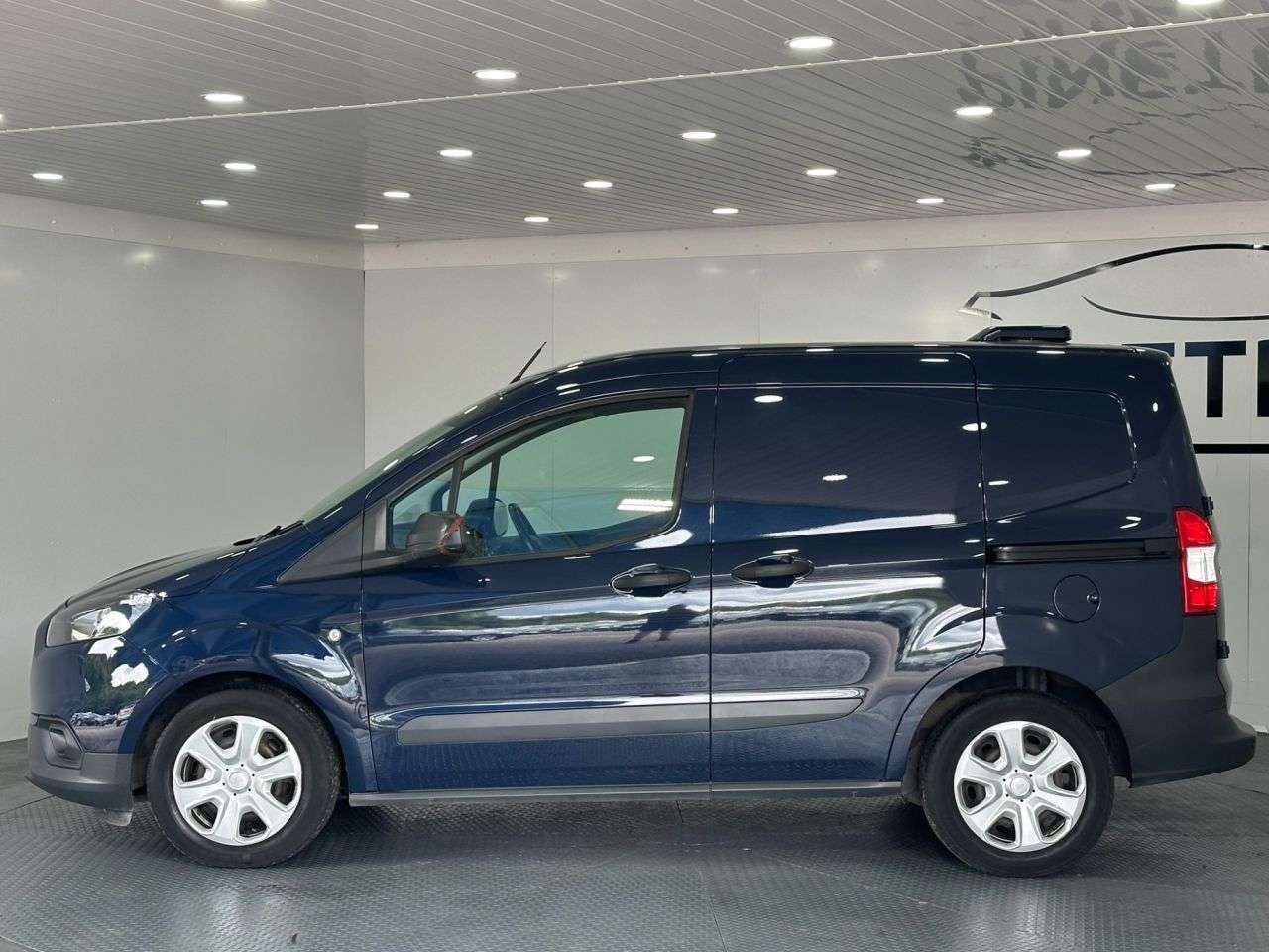 2019 FORD TRANSIT COURIER 2019 FORD TRANSIT COURIER