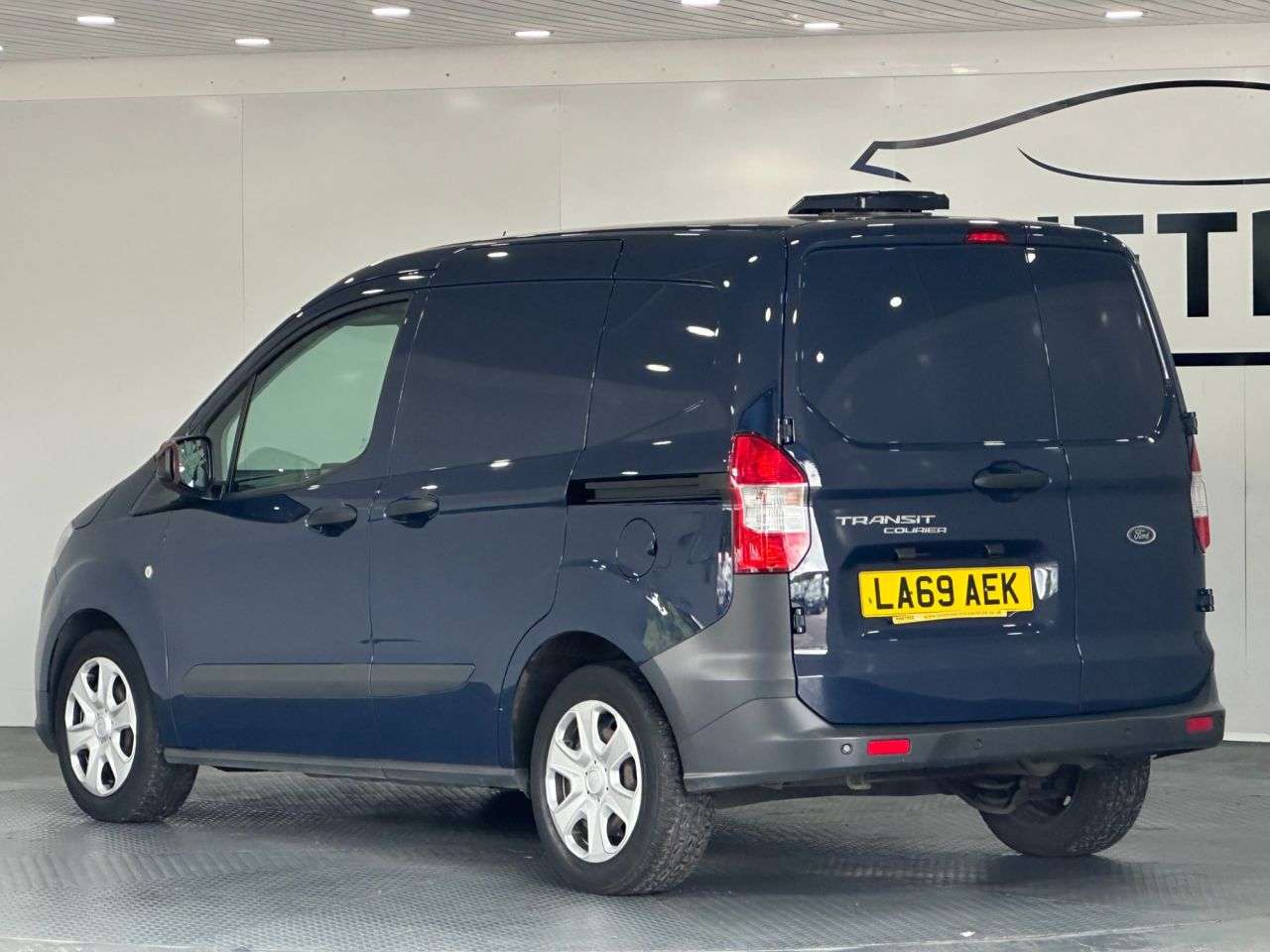 2019 FORD TRANSIT COURIER 2019 FORD TRANSIT COURIER