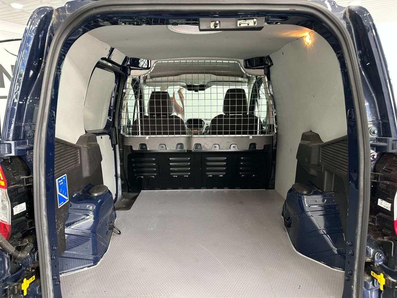 2019 FORD TRANSIT COURIER 2019 FORD TRANSIT COURIER