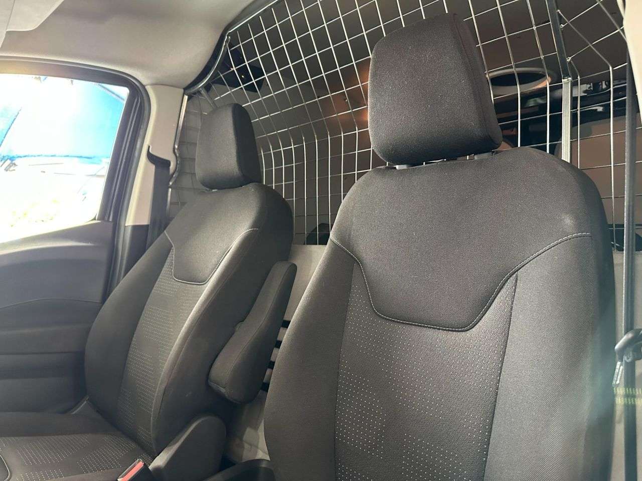2019 FORD TRANSIT COURIER 2019 FORD TRANSIT COURIER