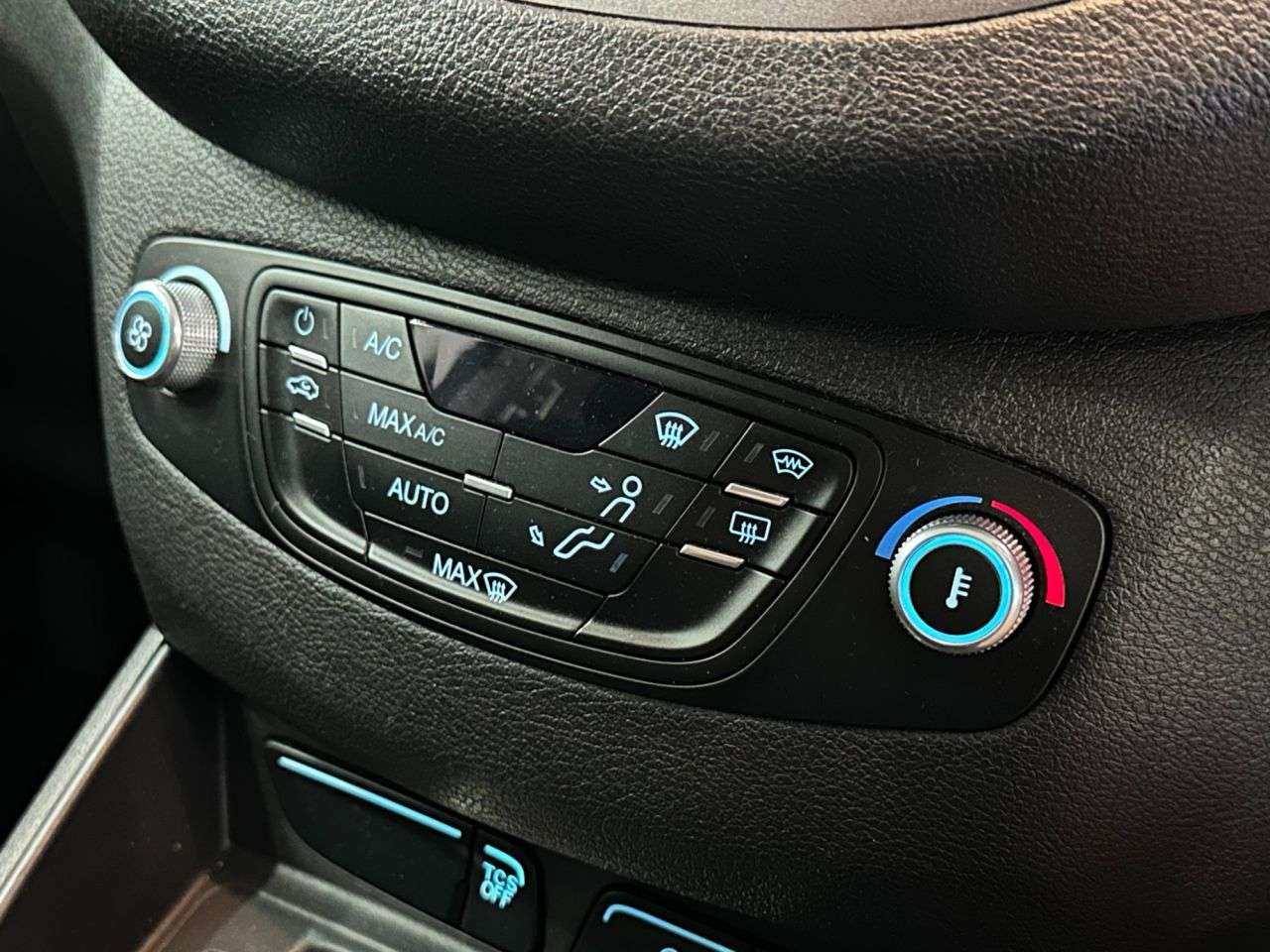 2019 FORD TRANSIT COURIER 2019 FORD TRANSIT COURIER