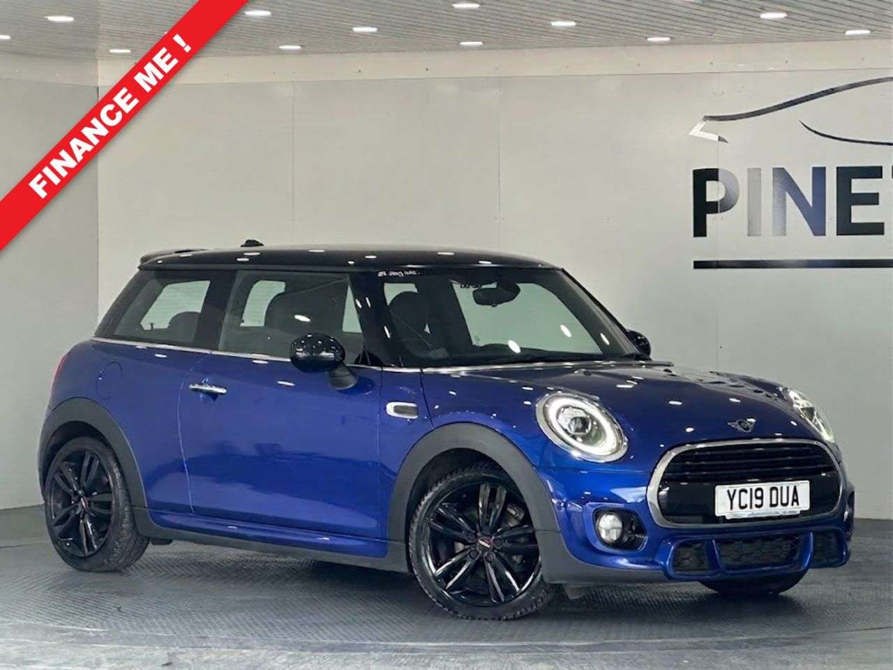 A 2019 MINI HATCH 1.5 Cooper Classic Hatchback 5dr Petrol Manual Euro 6 (s/s) (136 ps) A 2019 MINI HATCH 1.5 Cooper Classic Hatchback 5dr Petrol Manual Euro 6 (s/s) (136 ps)