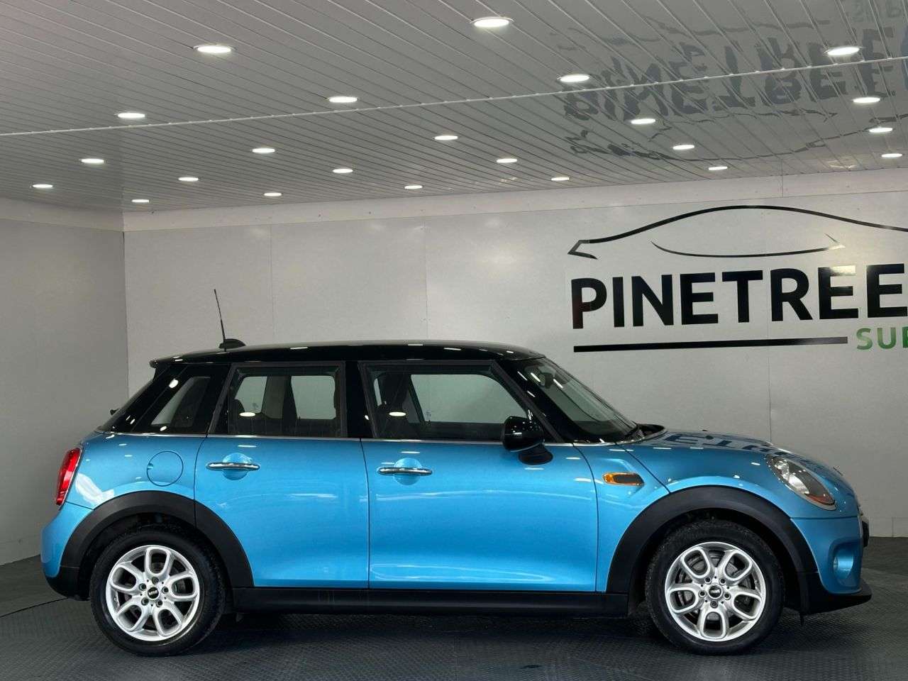 2017 MINI HATCH 2017 MINI HATCH