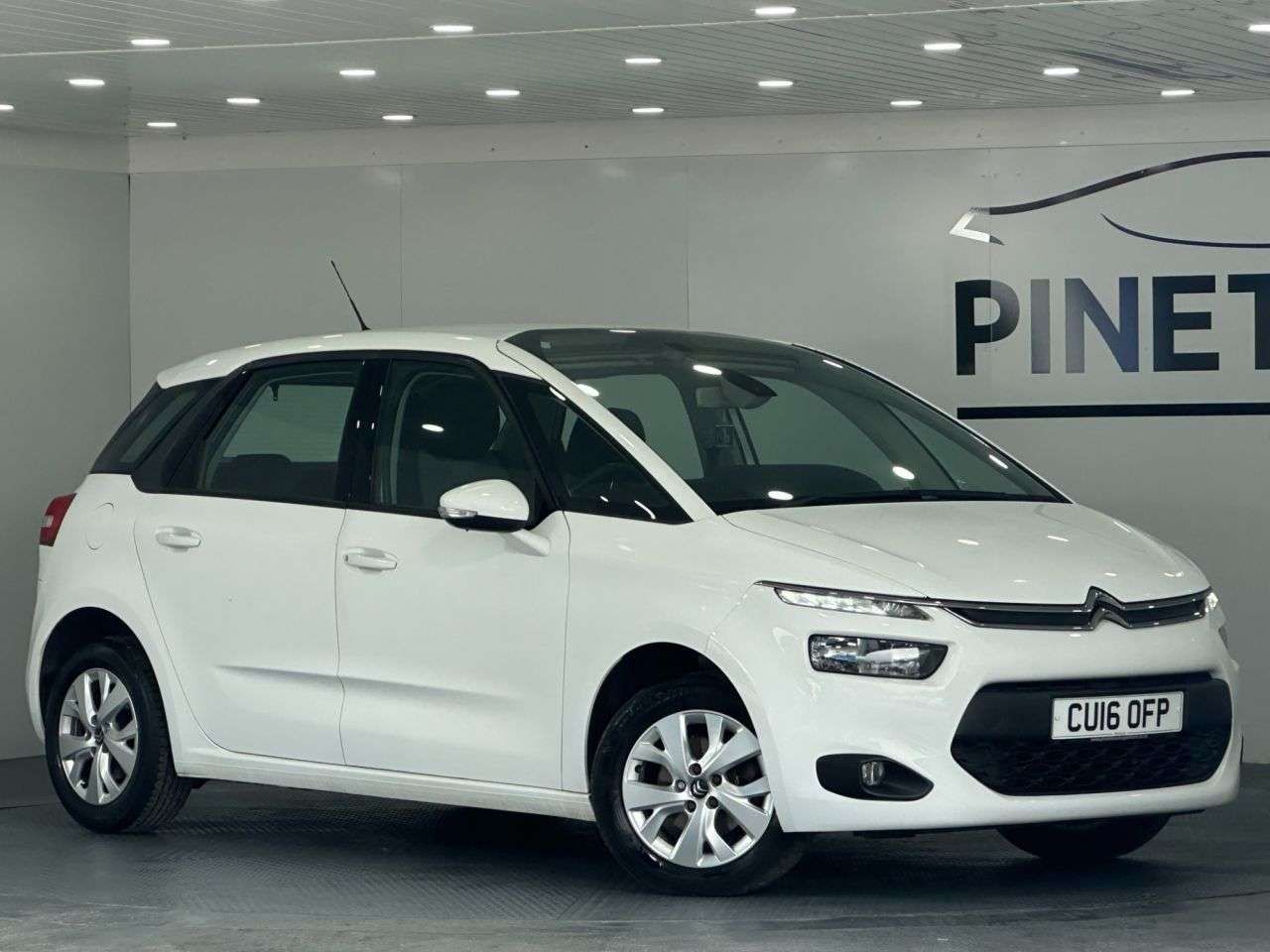 A 2016 CITROEN C4 PICASSO 1.2 PureTech VTR+ MPV 5dr Petrol Manual Euro 6 (s/s) (130 ps) A 2016 CITROEN C4 PICASSO 1.2 PureTech VTR+ MPV 5dr Petrol Manual Euro 6 (s/s) (130 ps)