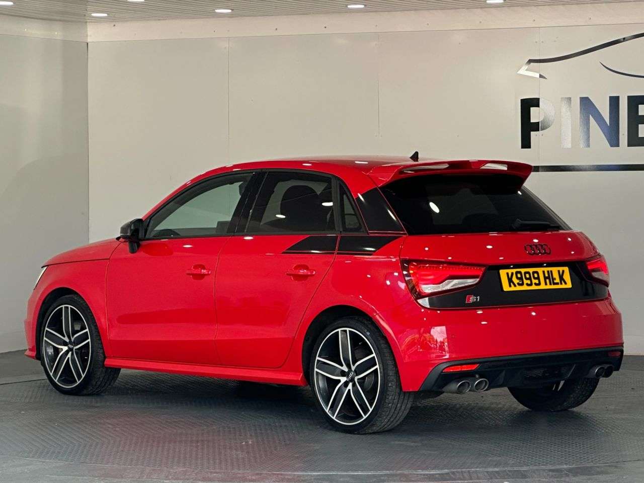 2017 AUDI S1 2017 AUDI S1
