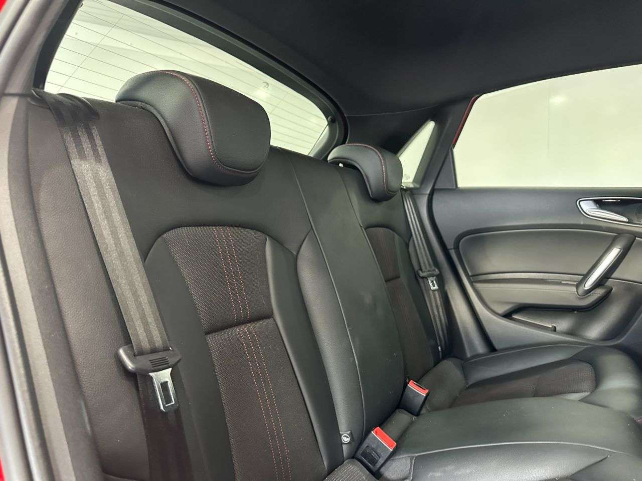 2017 AUDI S1 2017 AUDI S1