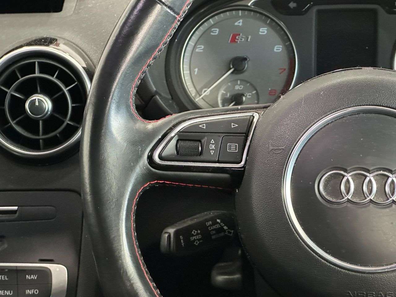 2017 AUDI S1 2017 AUDI S1