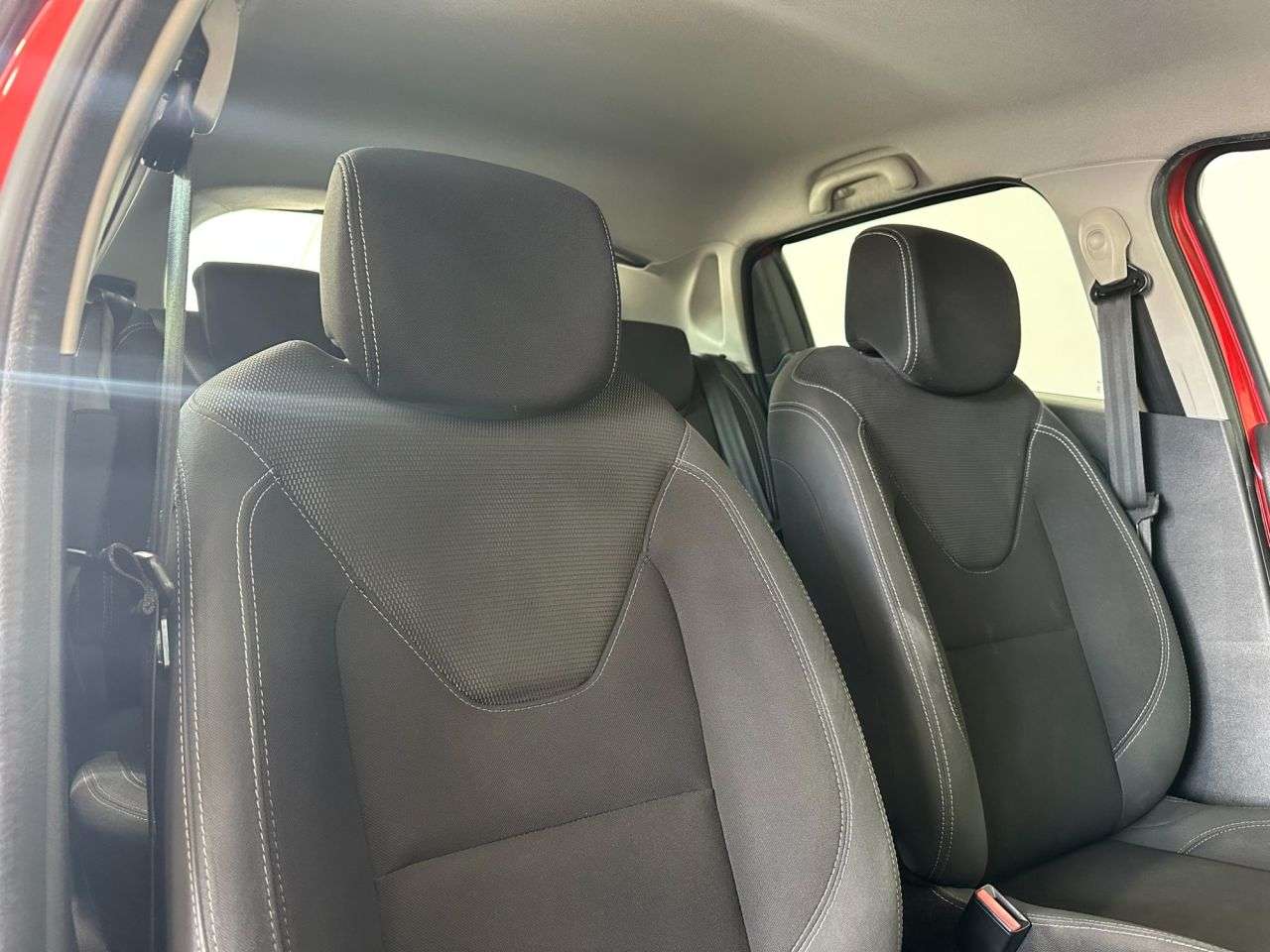 2017 RENAULT CLIO 2017 RENAULT CLIO