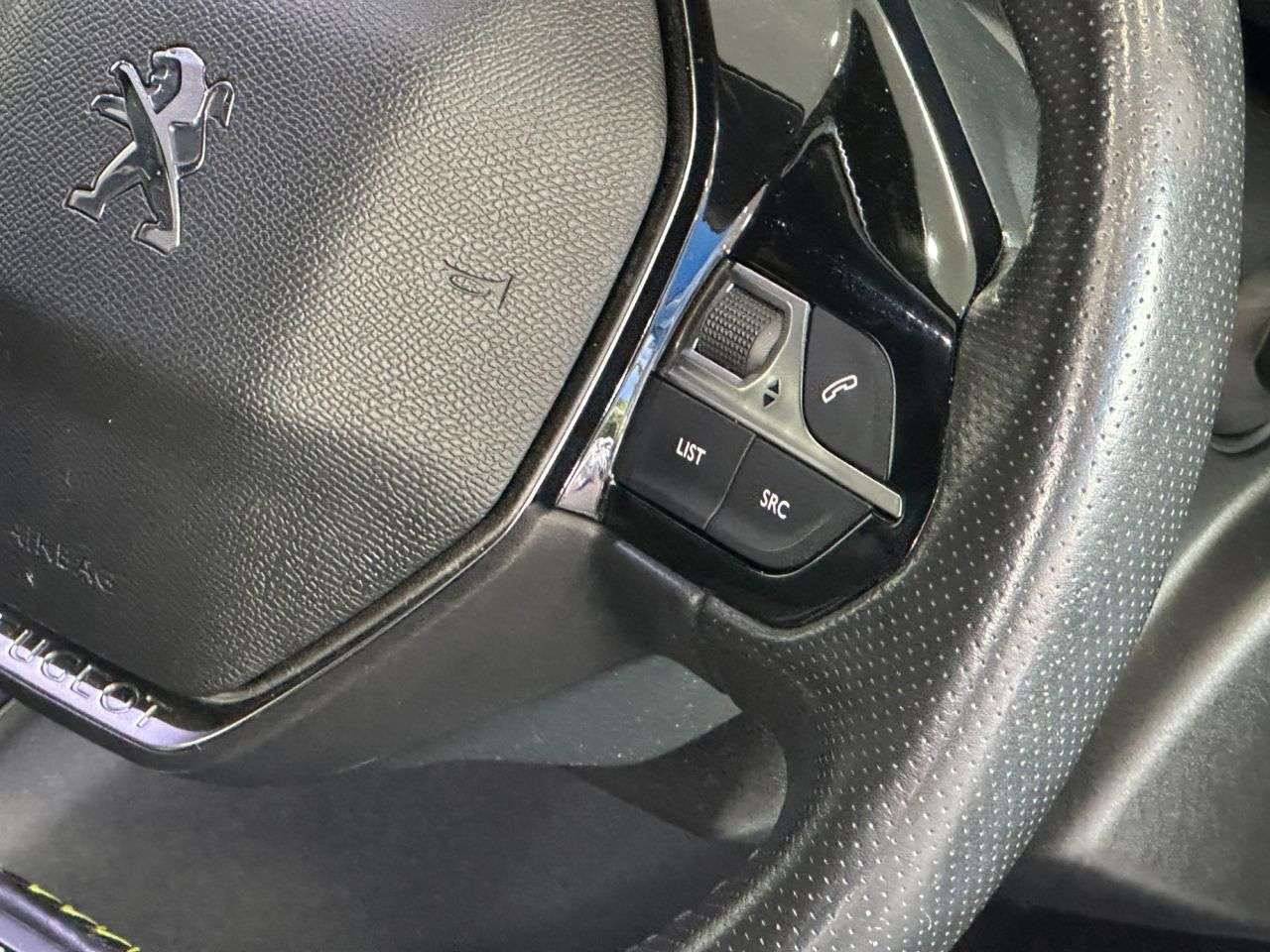 2020 PEUGEOT 208 2020 PEUGEOT 208
