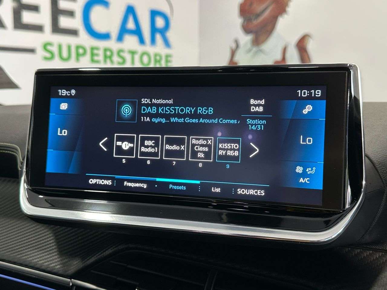 2020 PEUGEOT 208 2020 PEUGEOT 208