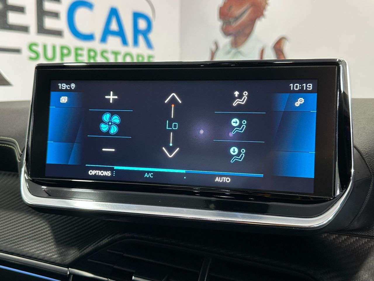 2020 PEUGEOT 208 2020 PEUGEOT 208