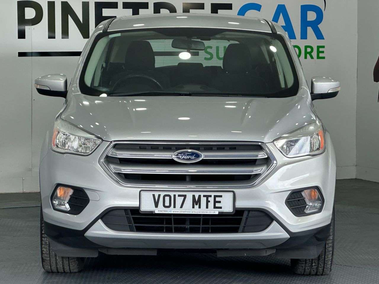 A 2017 FORD KUGA 1.5T EcoBoost Zetec SUV 5dr Petrol Manual Euro 6 (s/s) (120 ps) A 2017 FORD KUGA 1.5T EcoBoost Zetec SUV 5dr Petrol Manual Euro 6 (s/s) (120 ps)
