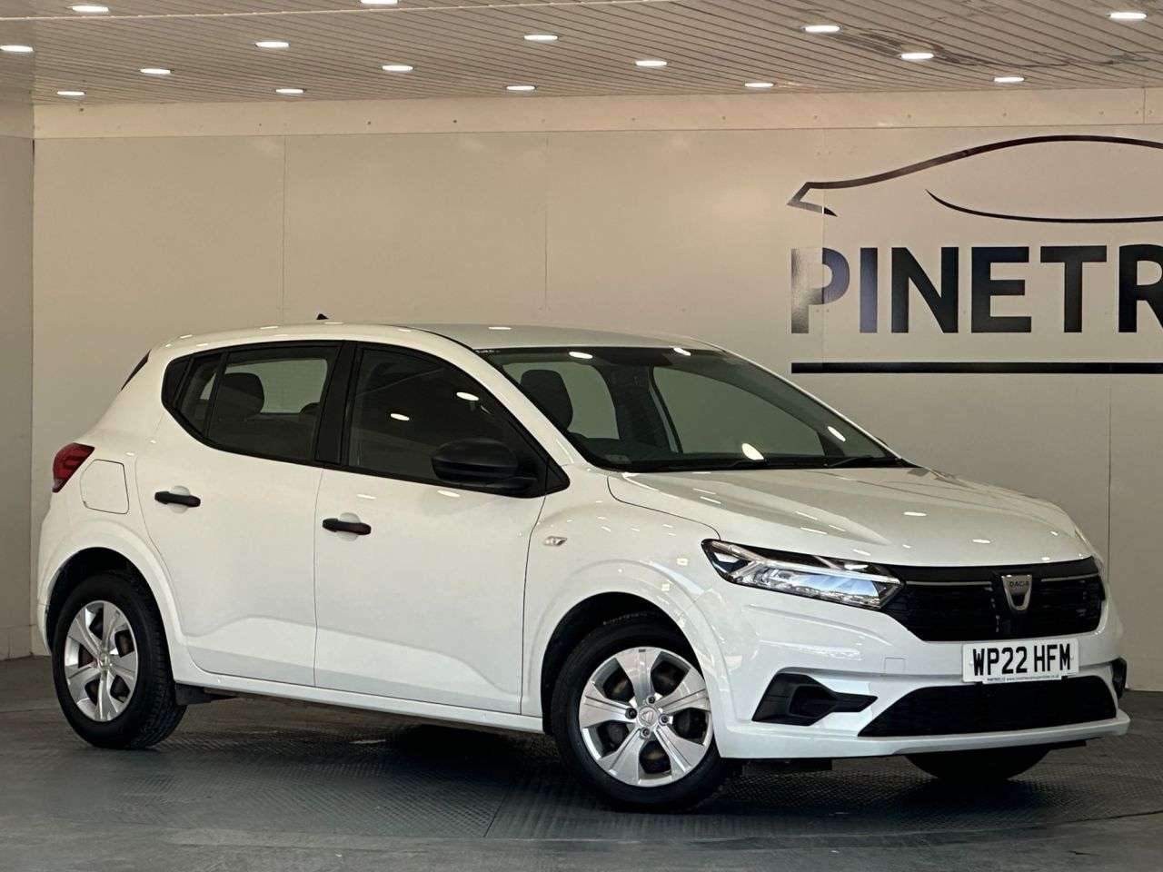 A 2022 DACIA SANDERO 1.0 SCe Essential Hatchback 5dr Petrol Manual Euro 6 (s/s) (65 ps) A 2022 DACIA SANDERO 1.0 SCe Essential Hatchback 5dr Petrol Manual Euro 6 (s/s) (65 ps)