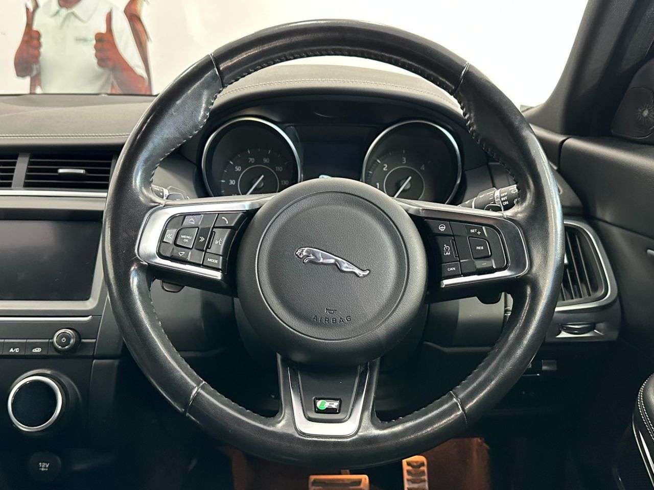 2019 JAGUAR E-PACE 2019 JAGUAR E-PACE